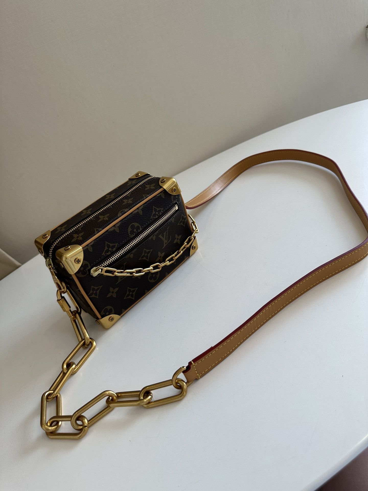 Lv Soft Trunk