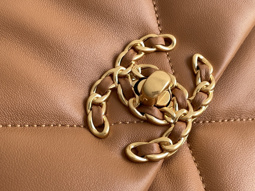 Chanle 19 Handbag