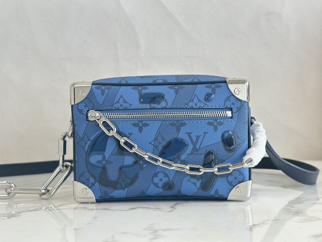 Lv Soft Trunk