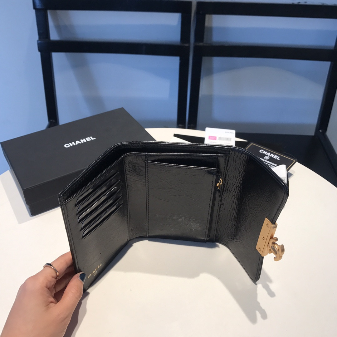 Chanle Flap Wallet