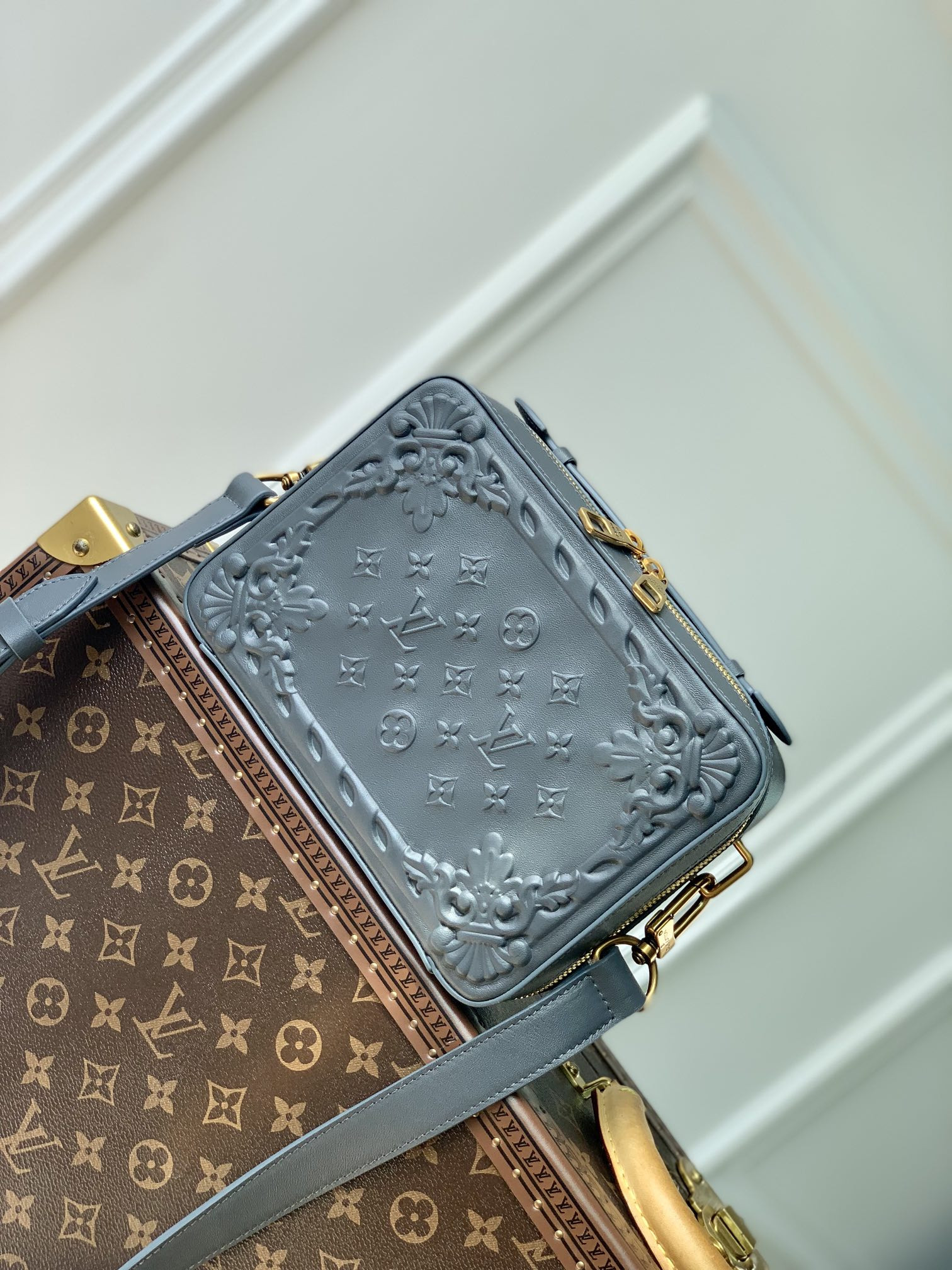 Lv Soft Trunk