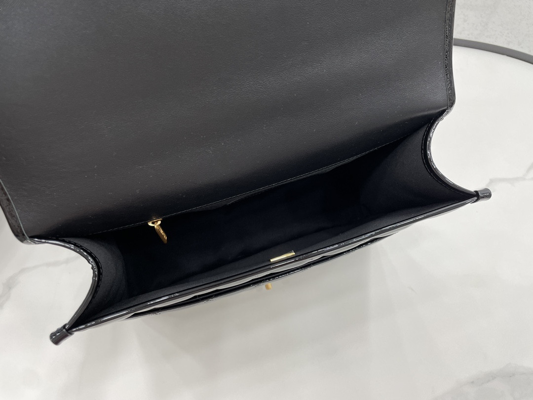 Chanle Backpack