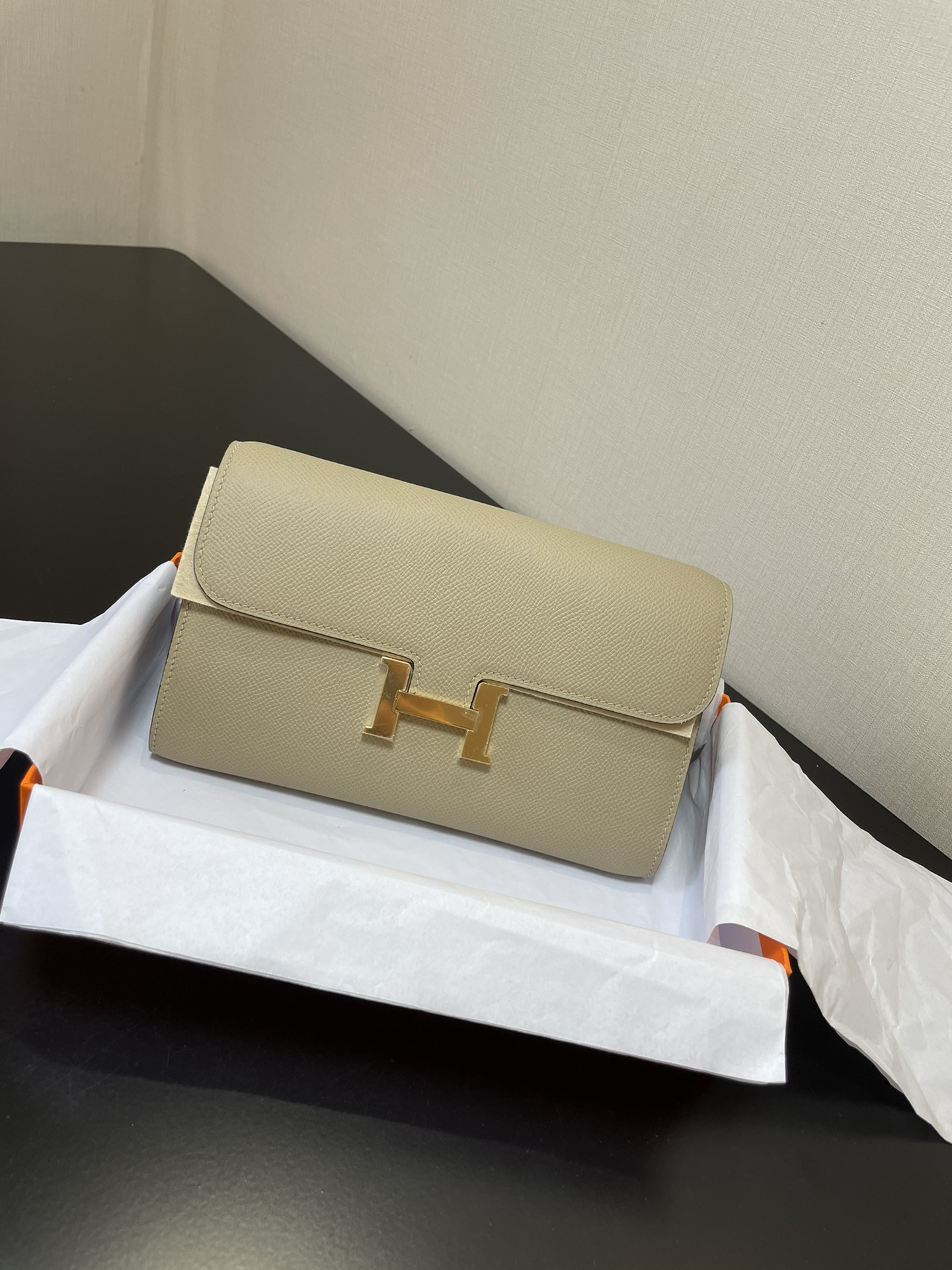 Constance To Go