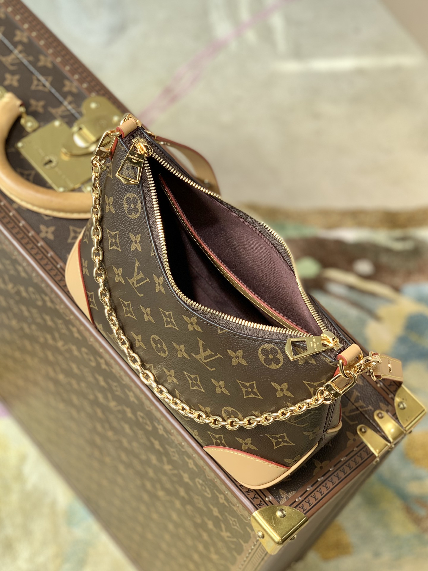 Louis Vuitton Odéon Bag
