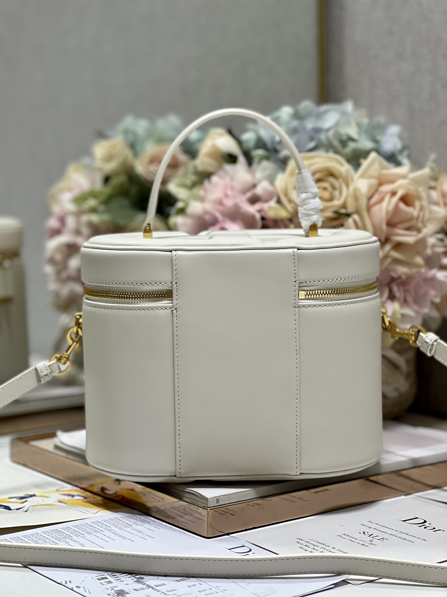 Medium Cd Signature Vanity Case