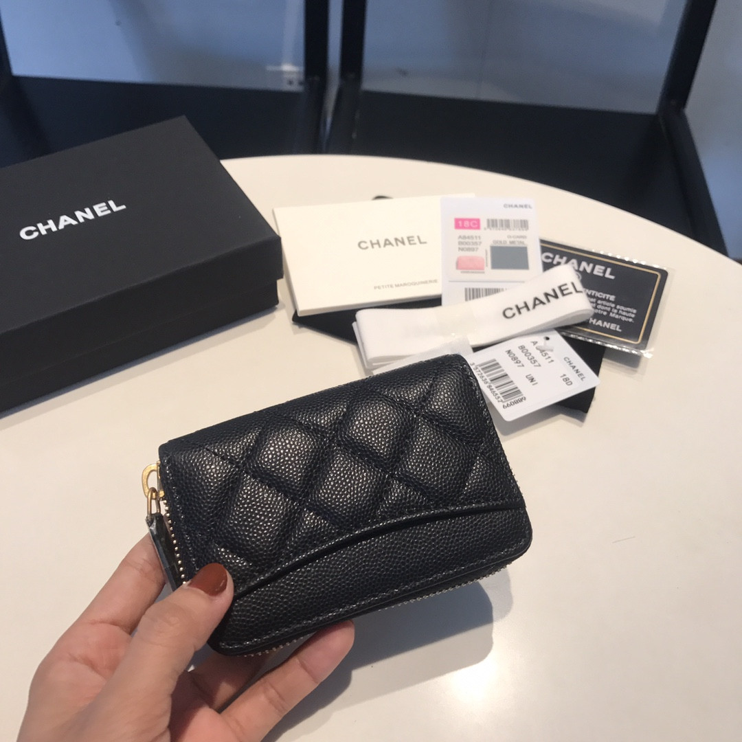 Chanle Zipped Wallet