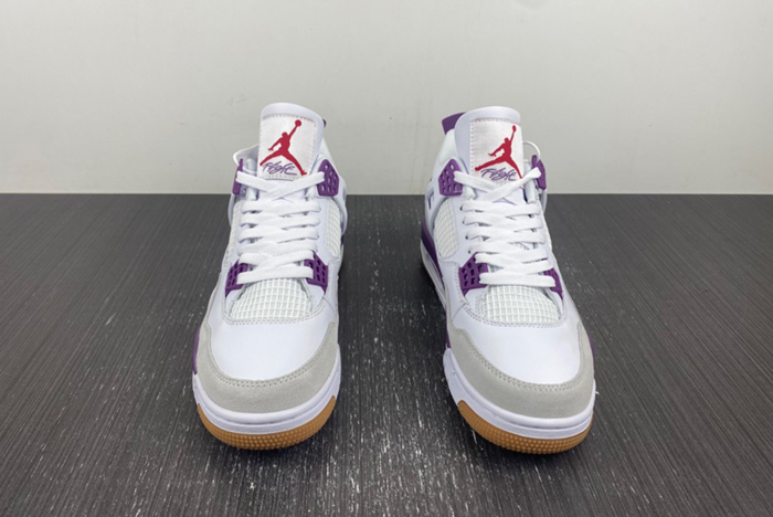 Nike SB x Air Jordan 4 ‘’ DR5415-150