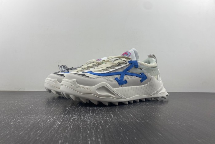 Off-White c/o Virgil Abloh 1