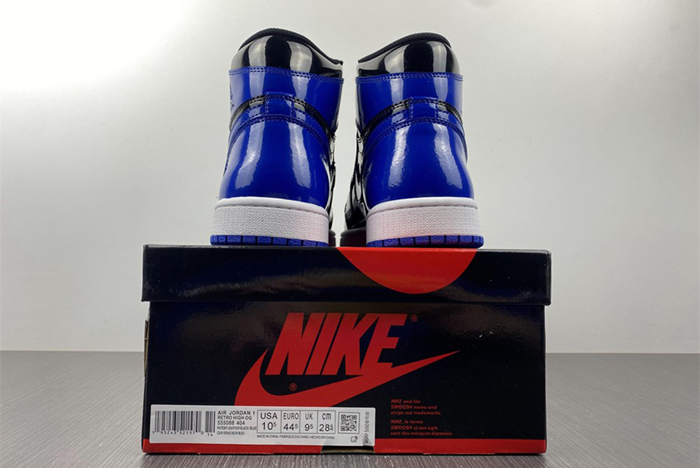 Air Jordan 1 Retr o OG 555088-404