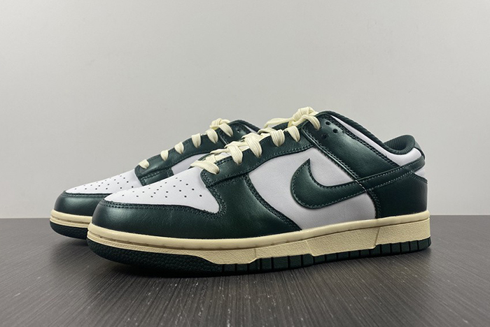 Nike Dunk Low “Vintage Green”  DQ8580-100