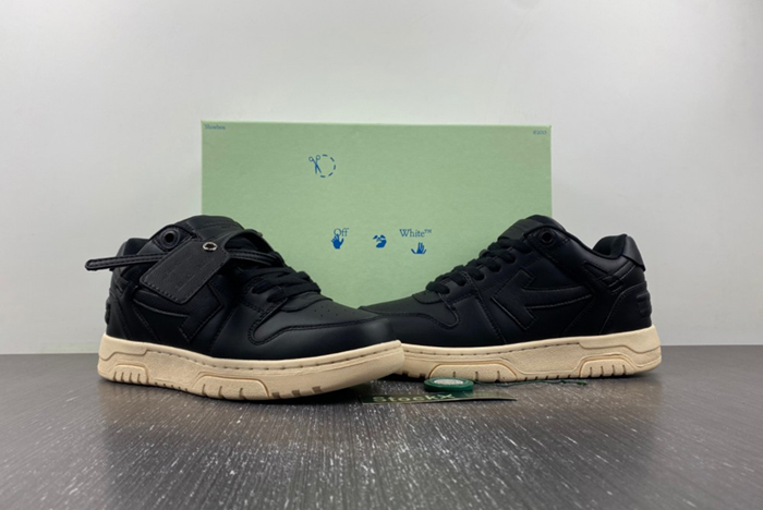 OFF-WHITE  BLACK
