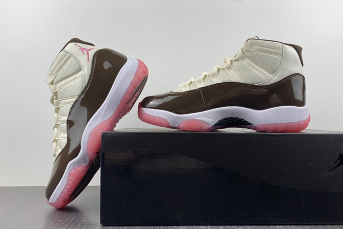 Air Jordan 11  CT8012-126