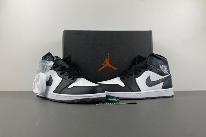 Wmns Jordan 1 Mid 