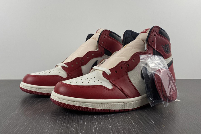 Air Jordan 1 High OG “Chicago Reimagined”  DZ5485-612