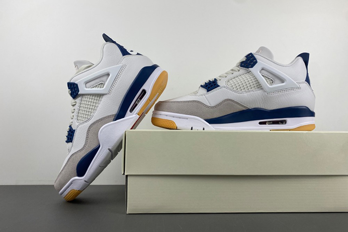 Nike SB x Air Jordan 4 “Navy” 2025 DR5415-100