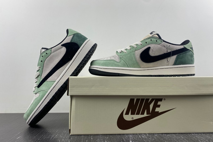Travis Scott x Air Jordan 1 Low DM7866 813
