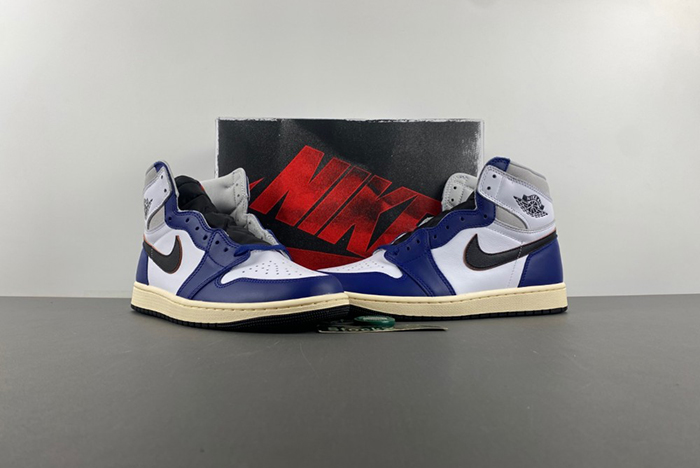 Air Jordan 1 Retro High OG DZ5485-401