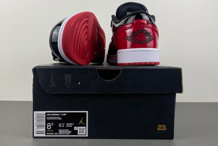 Air Jordan 1 Low 553558-063
