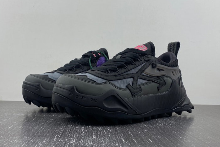 OFF WHITE OW