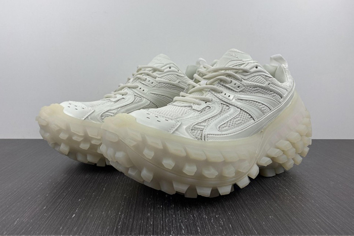 Balenciaga X4 52
