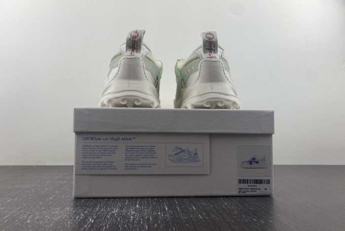 Off-White c/o Virgil Abloh 1