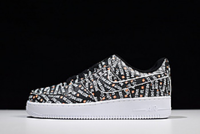 NIKE AIR FORCE 1 LOW 