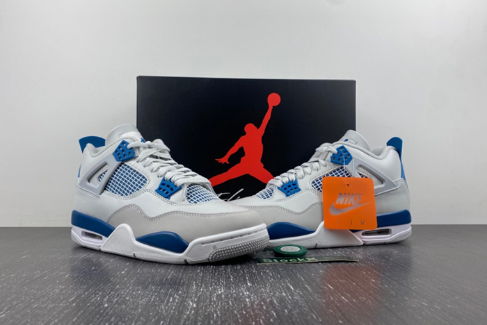 Air Jordan 4