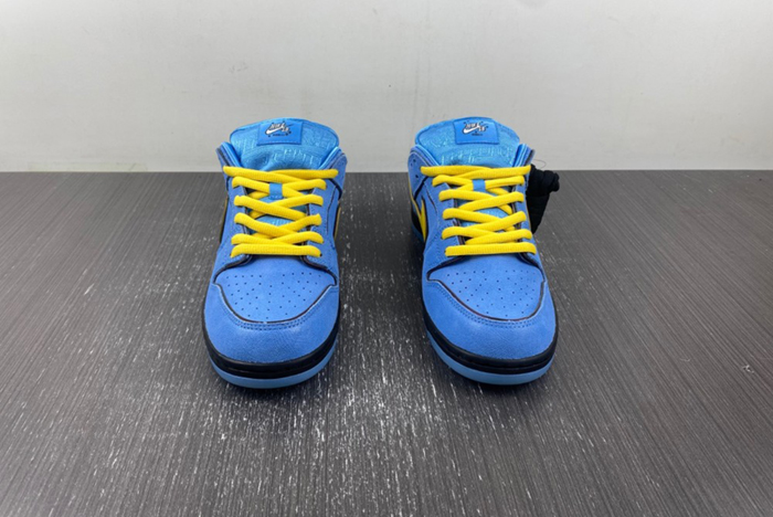 The Powerpuff Girls x Nike SB Dunk Low “Bubbles”  FZ8320 400