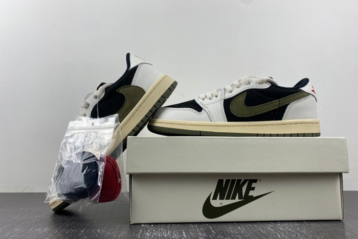 TRAVIS SCOTT X AIR JORDAN 1 LOW OG PS 