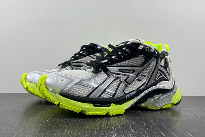7.0 BALENCIAGA -Runner、