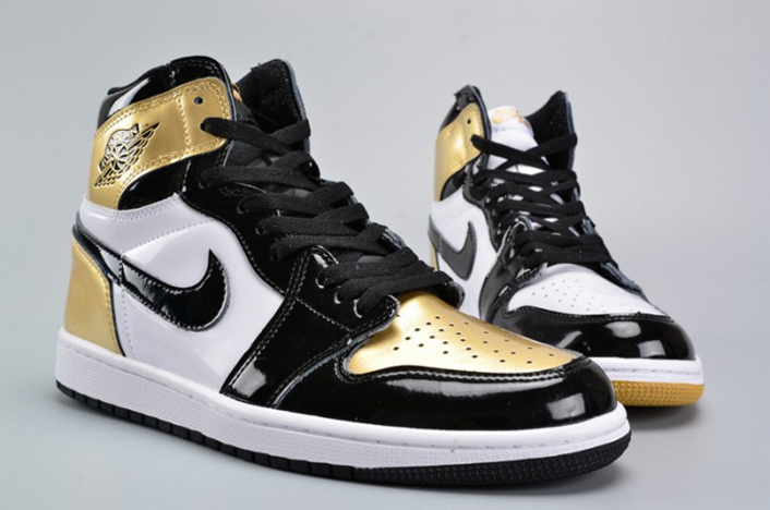 Air Jordan 1 Retro High OG NRG ComplexCon 861428-001