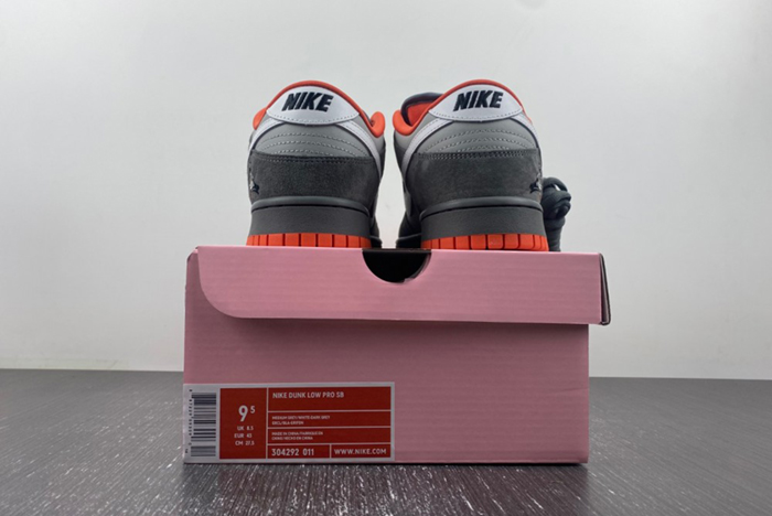Nike SB Dunk Low  304292-011