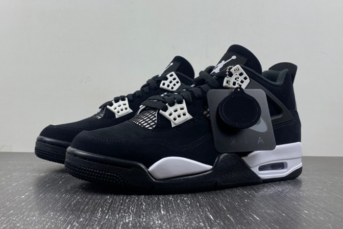 AIR JORDAN 4 RETRO ''WHITE THUNDER'' FQ8138 001