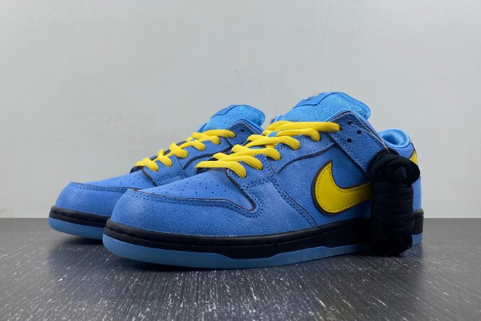 The Powerpuff Girls x Nike SB Dunk Low “Bubbles”  FZ8320 400