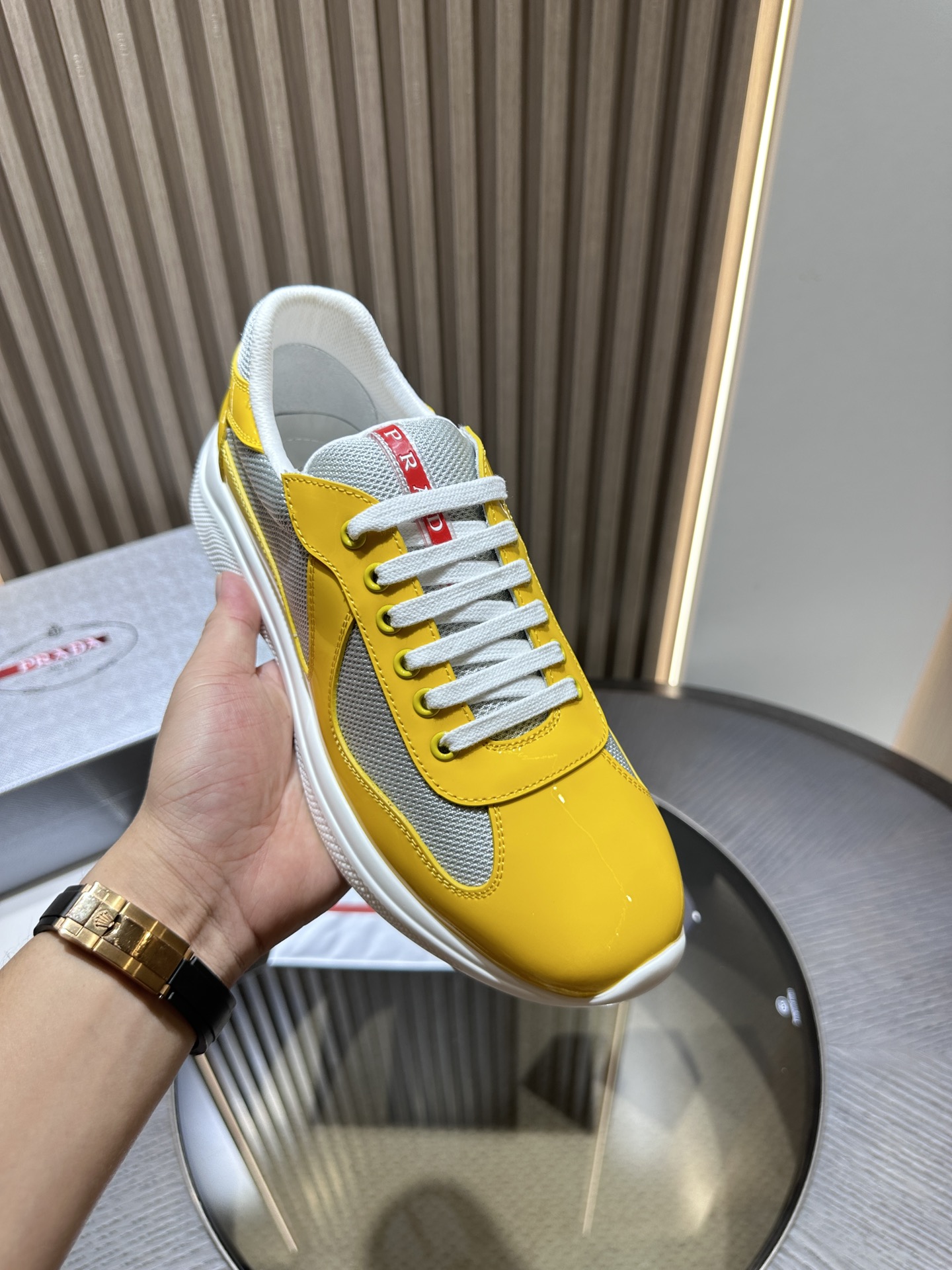 P*DA Sneakers