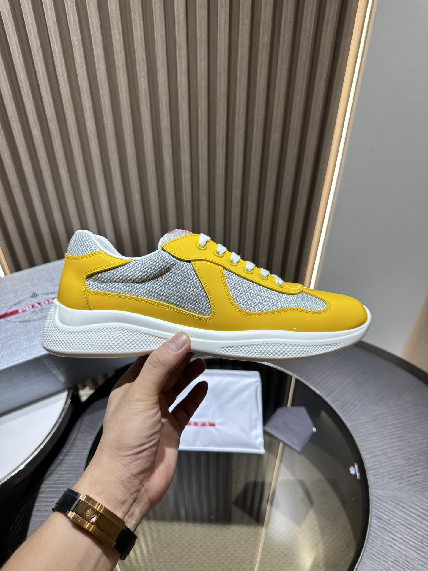 P*DA Sneakers