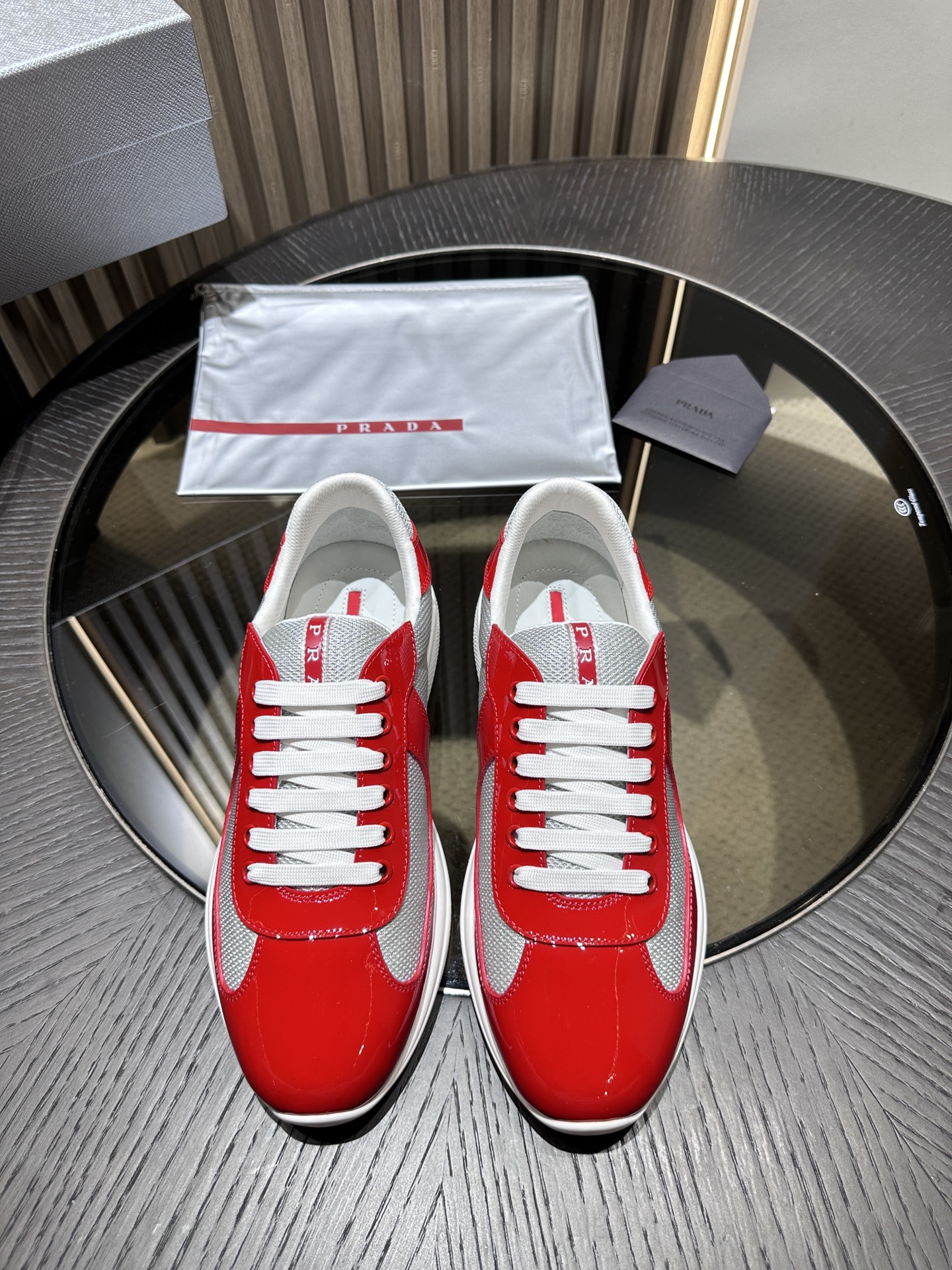 P*DA Sneakers