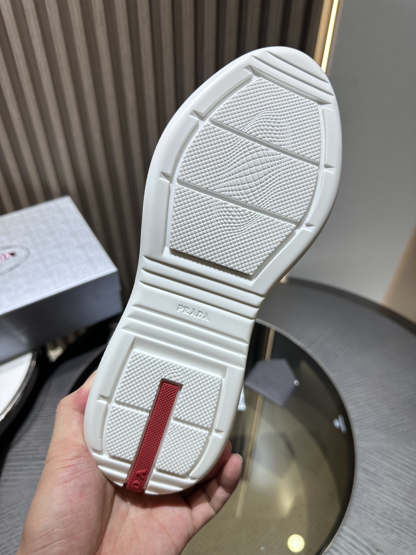 P*DA Sneakers
