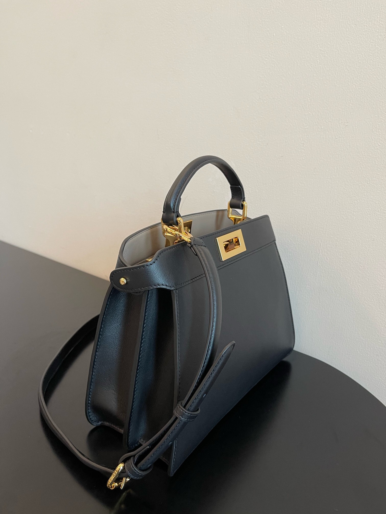 Fendi Peekaboo Iseeu Small