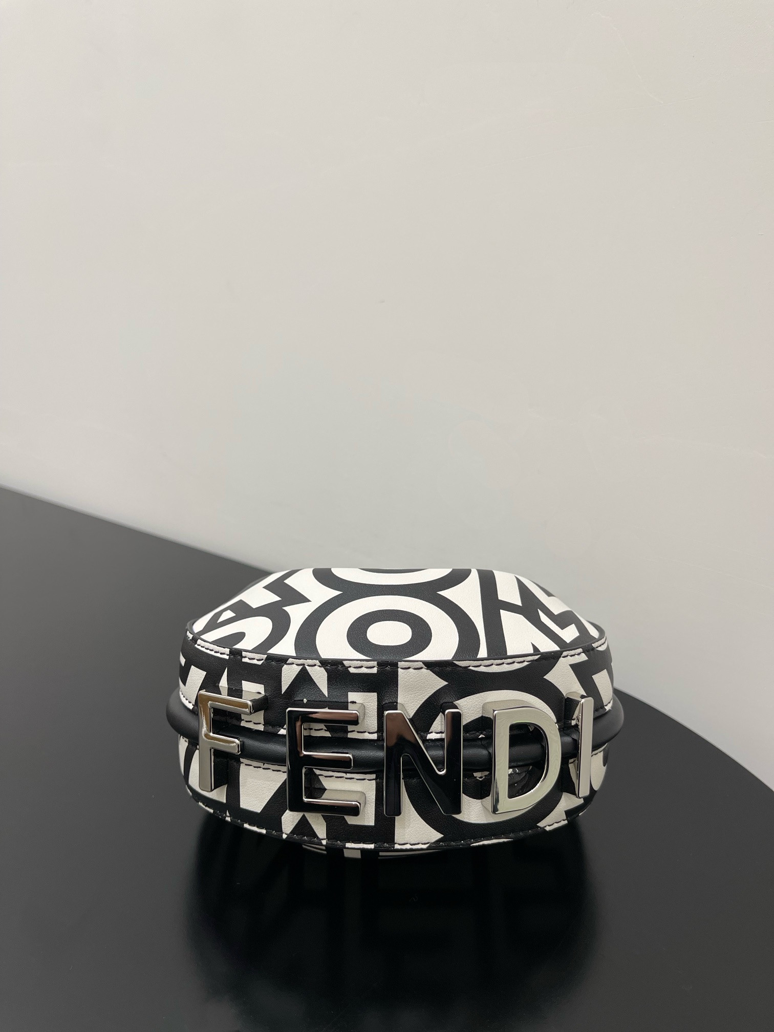 Fendi Praphy
