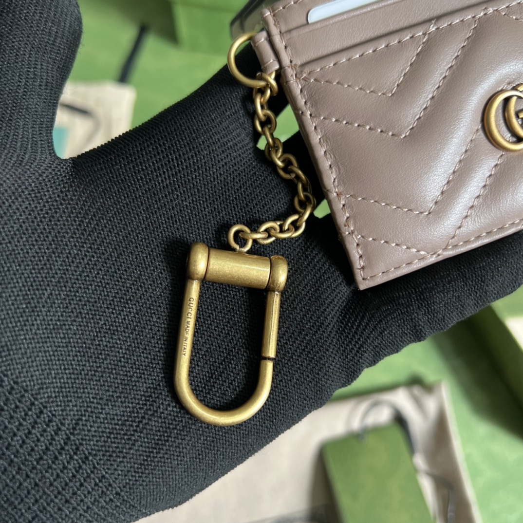 G*u*i gg marmont bag