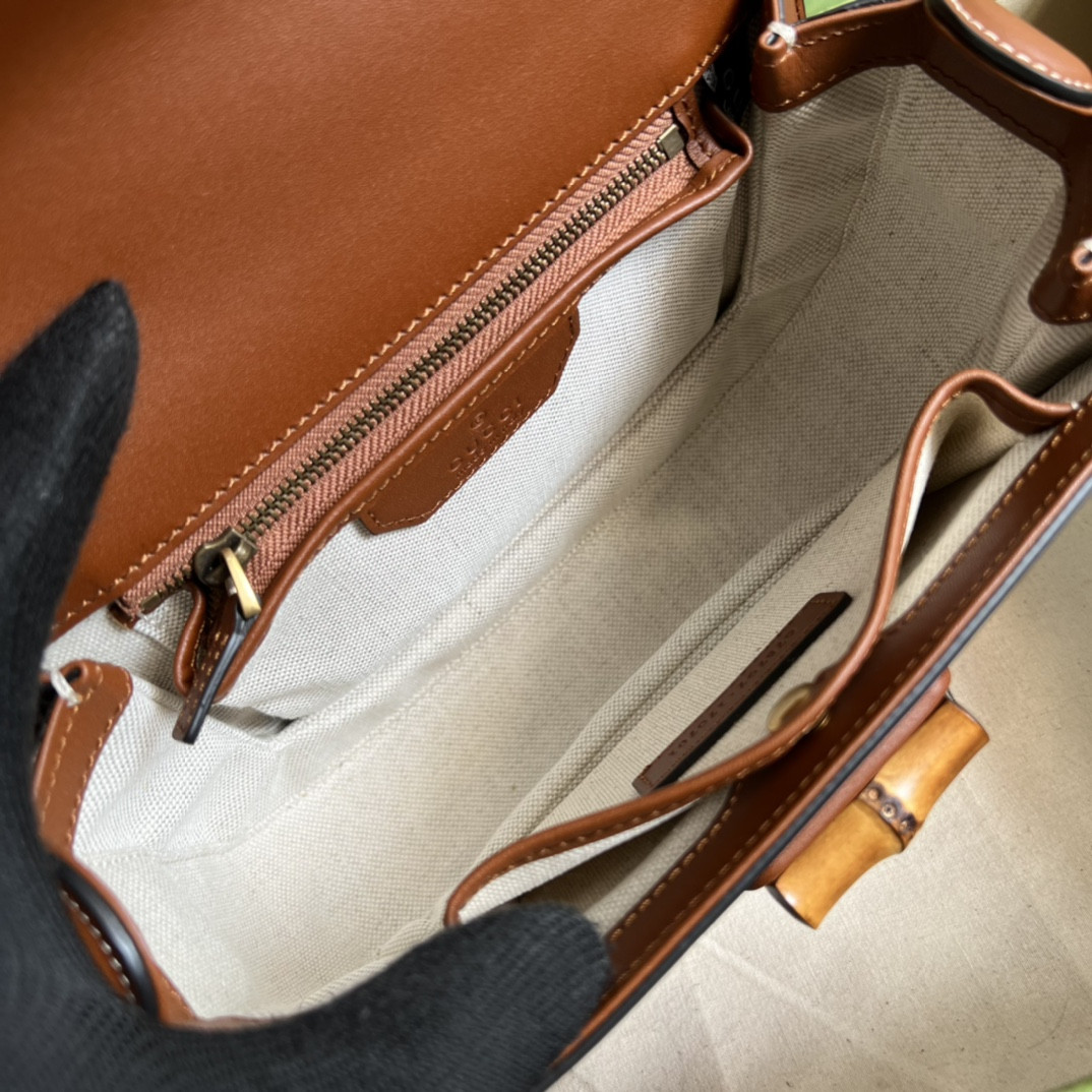 G*u*i bamboo 1947 bag
