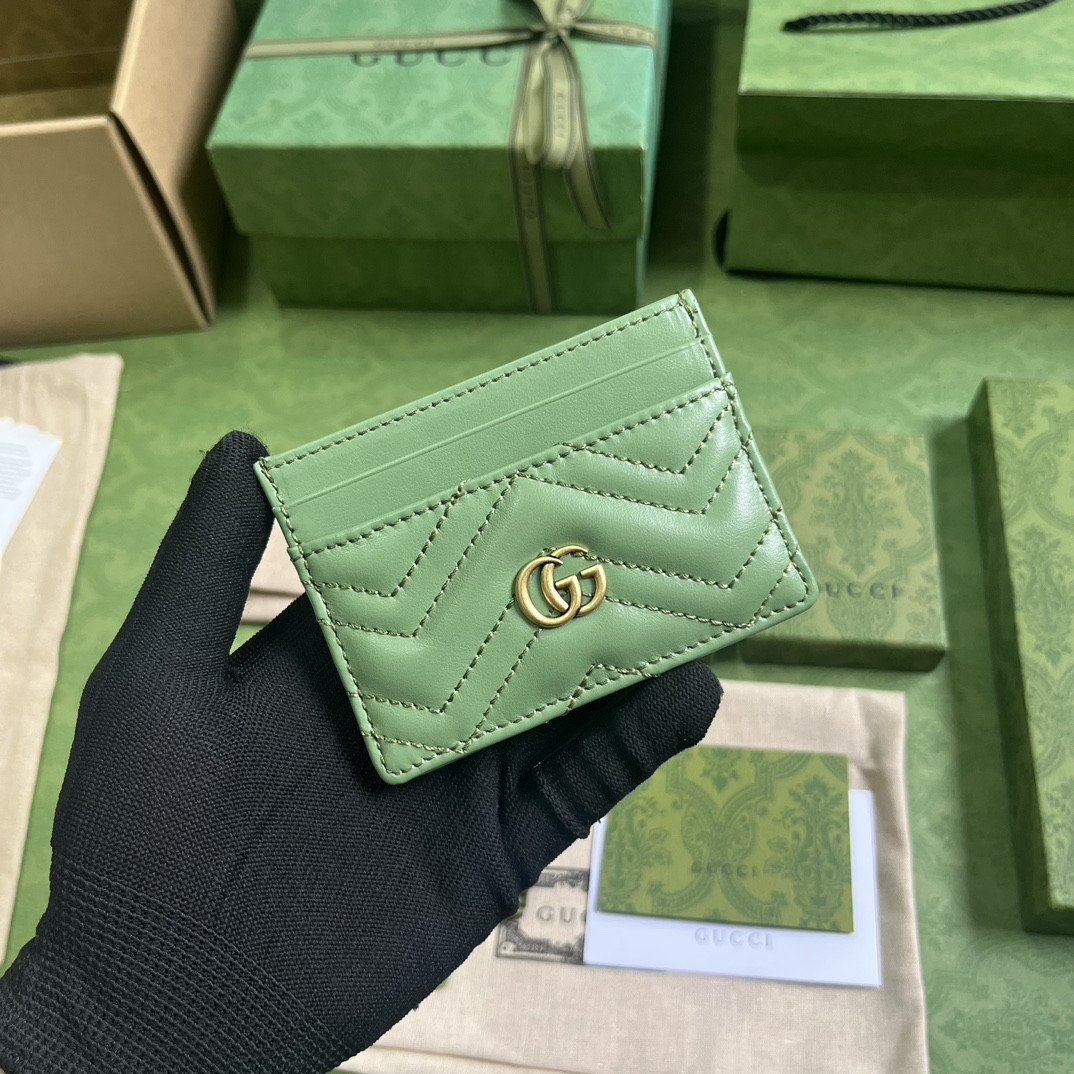 G*u*i gg marmont bag