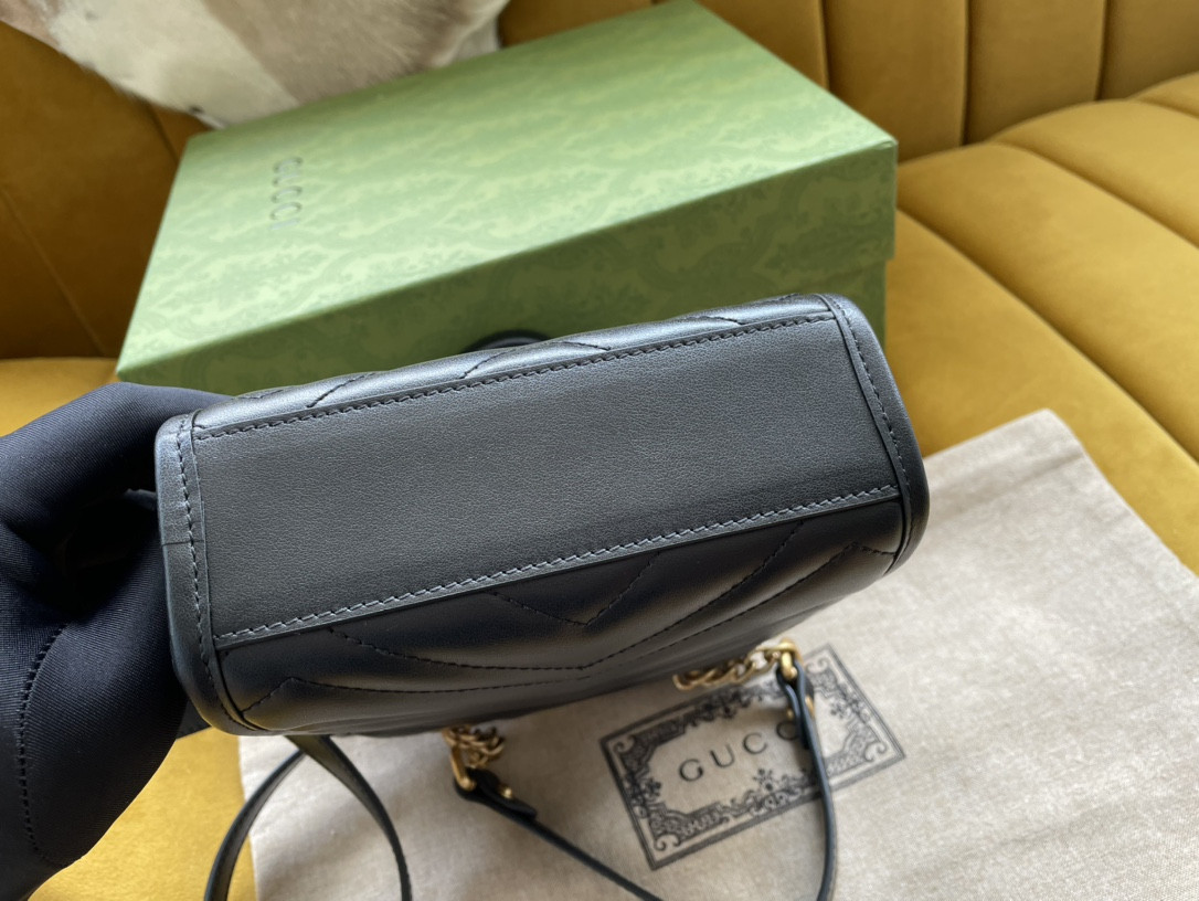 G*u*i gg marmont bag