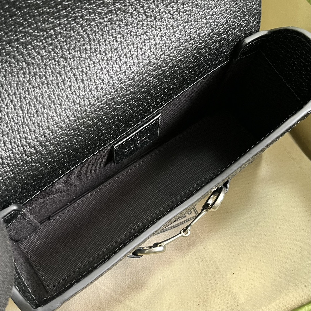 G*u*i horsebit 1955 bag