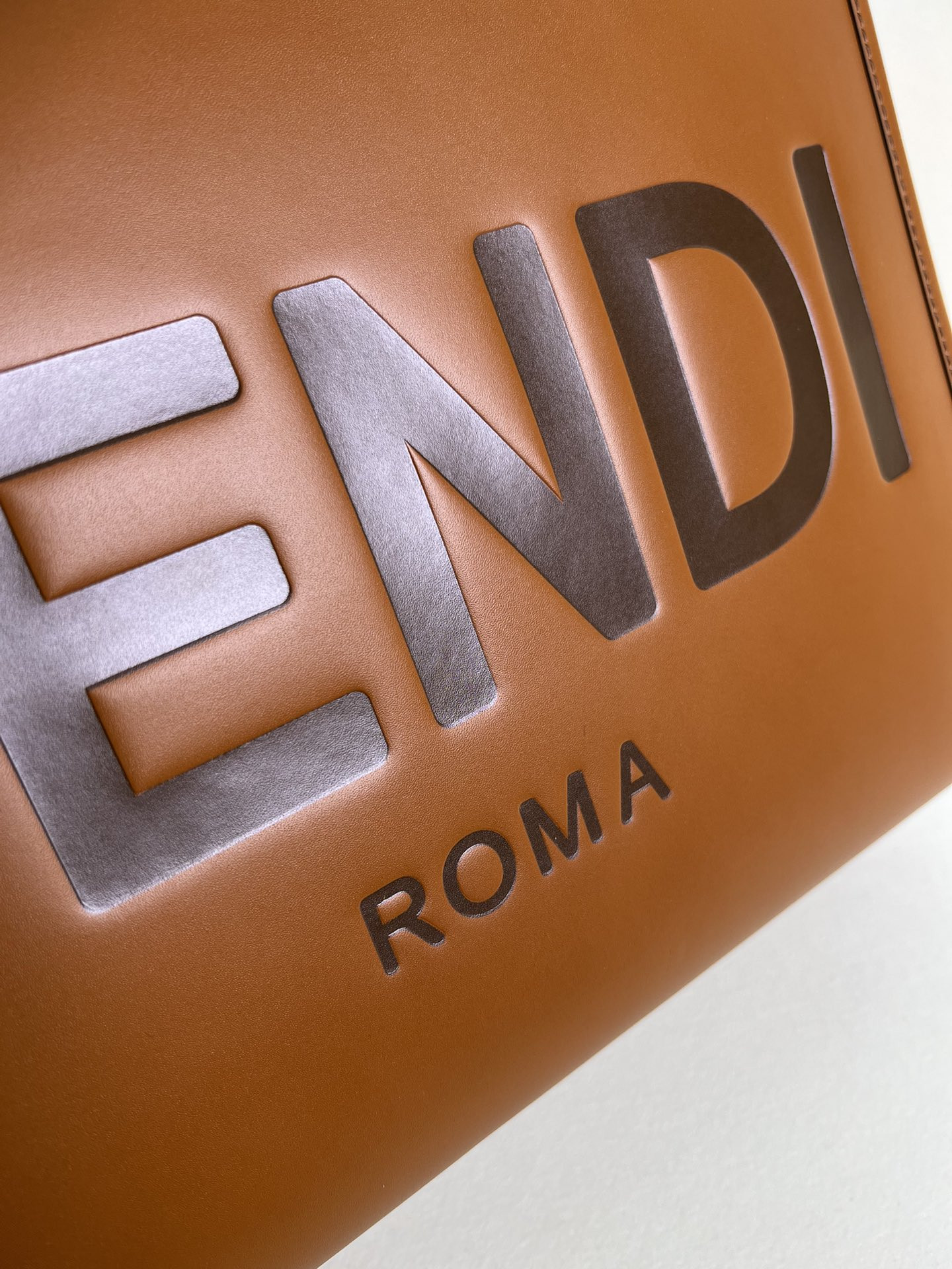 FENDI SUNSHINE TOTE