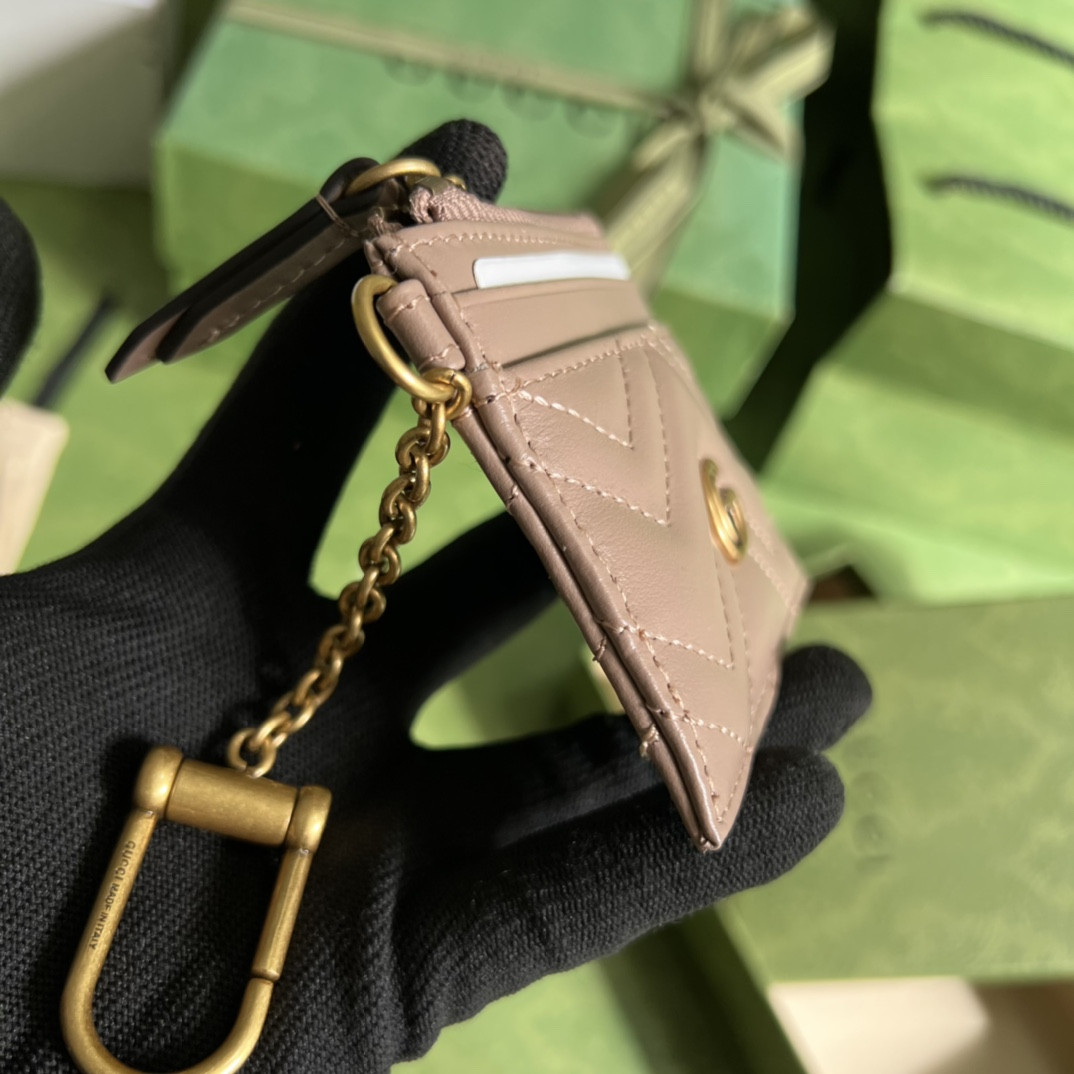 G*u*i gg marmont bag