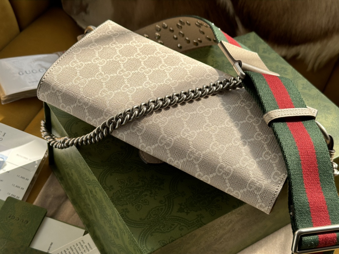 G*u*i dionysus bag