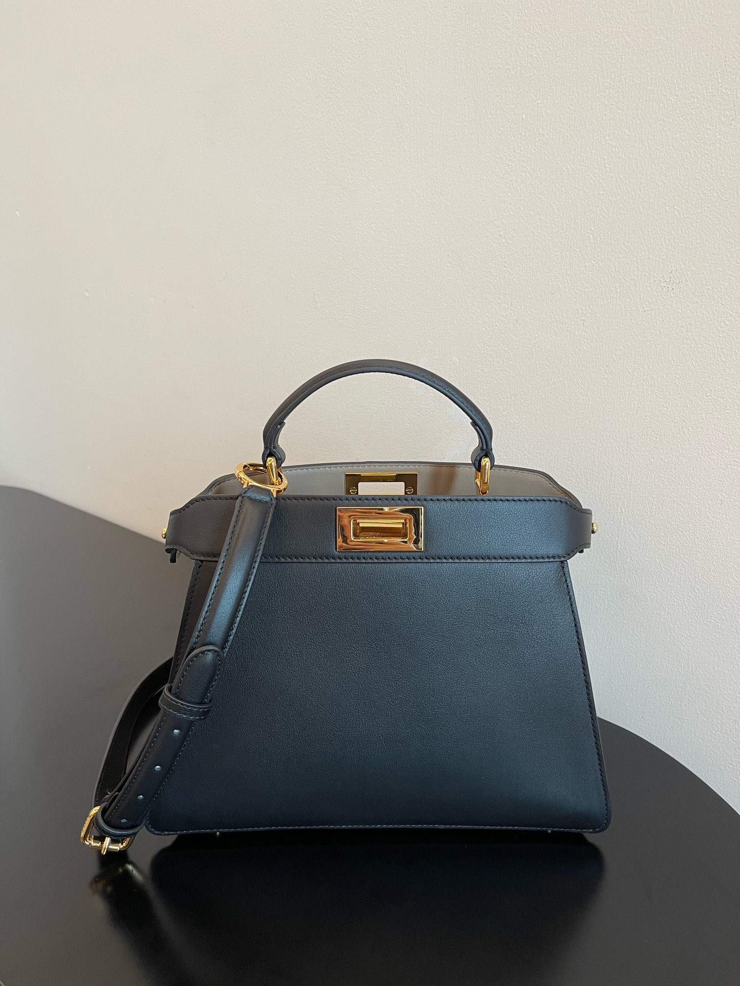 Fendi Peekaboo Iseeu Small