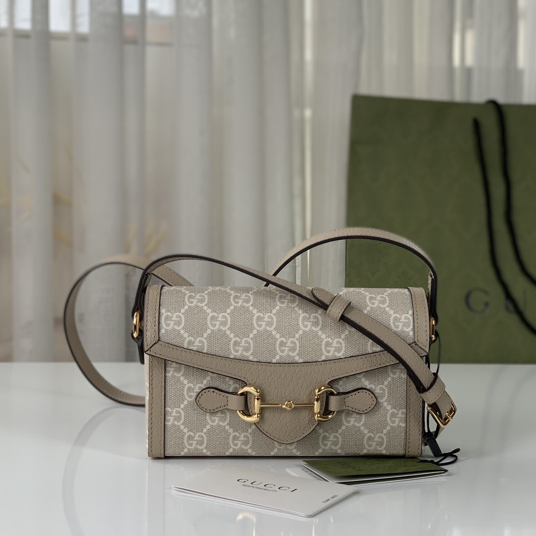 G*u*i horsebit 1955 bag